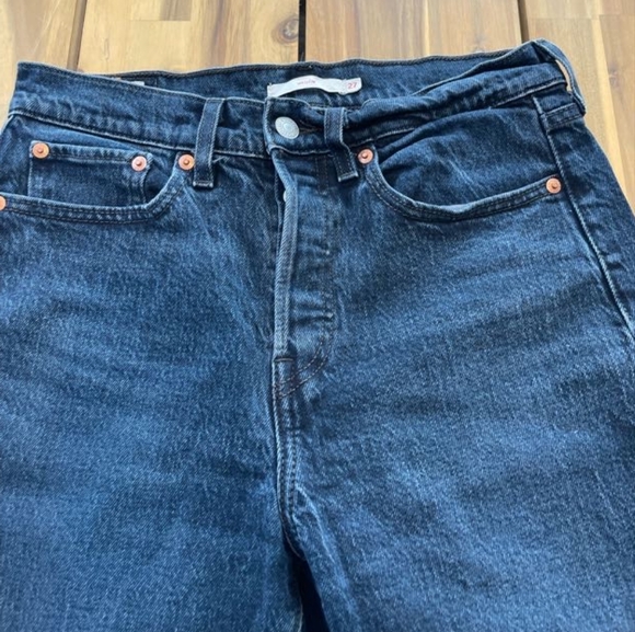 Levis Premium Denim Womens The Wedgie Blue Jeans Size 27 - Picture 3 of 5
